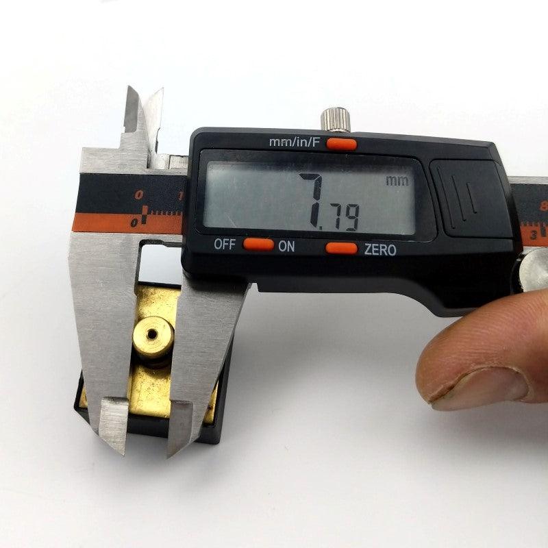 Mini gauge 27mm x 27mm x 8mm Radial Stem - 0-150psi - Image 5